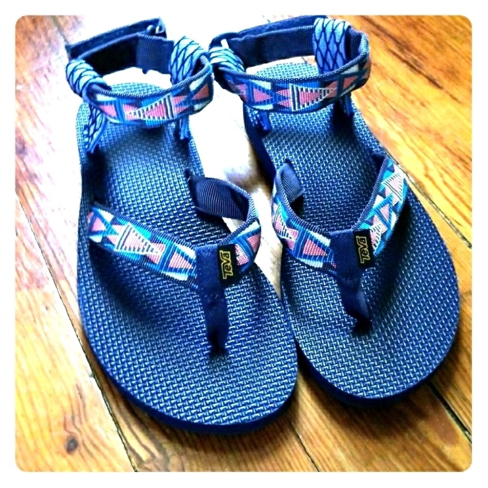 Teva Sandals NWOT